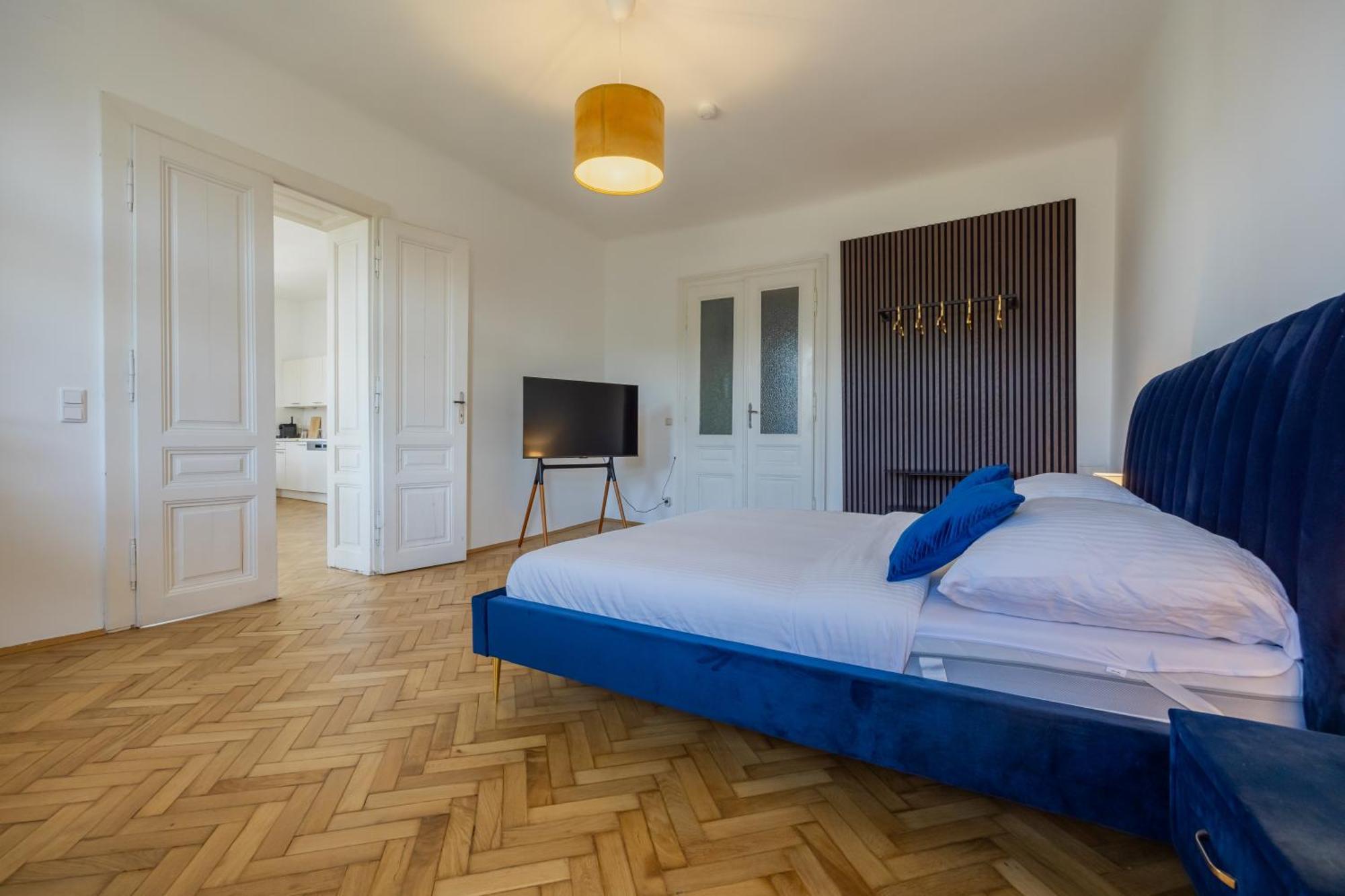 Appartement Stylish Apartment: Metro Access, And Center In One *